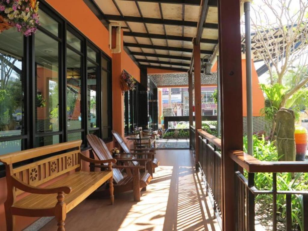 City Park Hotel Phatthalung Exterior foto