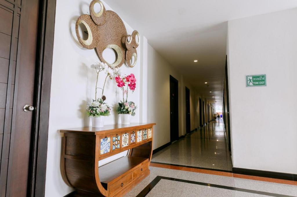 City Park Hotel Phatthalung Exterior foto